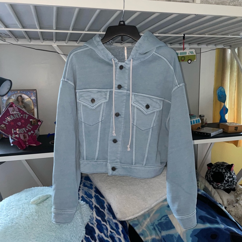 Light Blue long sleeve tee